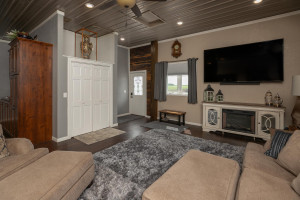 Photo for 90917 240th Street, Austin, MN 55912 - Listing #6215845 90917 240th Street, Austin, MN 55912