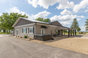 Photo for 90917 240th Street, Austin, MN 55912 - Listing #6215845 90917 240th Street, Austin, MN 55912