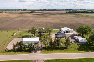 Photo for 90917 240th Street, Austin, MN 55912 - Listing #6215845 90917 240th Street, Austin, MN 55912