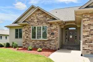 Photo for 1425 Highland Drive, Winona, MN 55987 - Listing #6216470 1425 Highland Drive, Winona, MN 55987