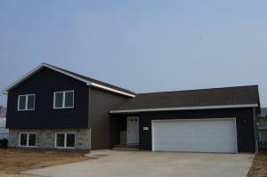 Photo for 807 24th Avenue NW, Austin, MN 55912 - Listing #6205036 807 24th Avenue NW, Austin, MN 55912