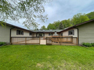 Photo for 46922 Oak Hill Drive, La Crescent, MN 55947 - Listing #6194479 46922 Oak Hill Drive, La Crescent, MN 55947