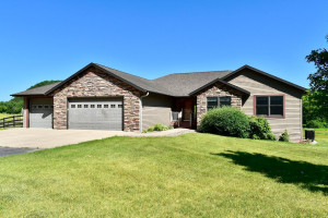 Photo for 45115 Laura Lane, Rushford, MN 55971 - Listing #6220950 45115 Laura Lane, Rushford, MN 55971