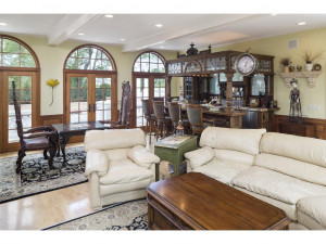 Photo for 1300 Mount Curve Avenue, Minneapolis, MN 55403 - Listing #4934214 1300 Mount Curve Avenue, Minneapolis, MN 55403