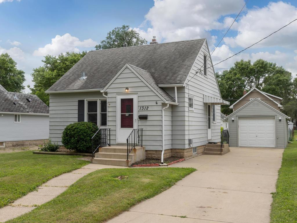 Photo for 1312 4th Street NE, Rochester, MN 55906 - Listing #5261416 1312 4th St NE Rochester MN-001-002-Front View-MLS_Size
