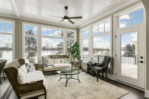 133 Lakeshore Circle, Waconia, MN 55387