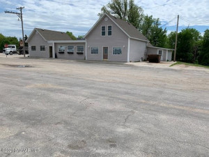 Photo for 39990 181st Street, Wannaska, MN 56761 - Listing #5581855 39990 181st Street, Wannaska, MN 56761
