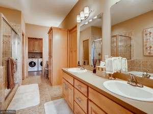 Photo for 19860 Dawson Lane, Farmington, MN 55024 - Listing #5613852 Large master bath with double sinks, jetted tub, ceramic floors, separate ceramic shower, large walk-in closet, and separate make-up desk.The master bath also has access to the laundry room. This is a great floor plan!
