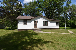 Photo for 909 Lake Street NE, Warroad, MN 56763 - Listing #5616937 909 Lake Street NE, Warroad, MN 56763