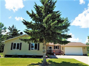 Photo for 309 9th Avenue NE, Roseau, MN 56751 - Listing #5603370 309 9th Avenue NE, Roseau, MN 56751