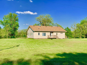 Photo for 900 Winter Drive NW, Baudette, MN 56623 - Listing #5590642 900 Winter Drive NW, Baudette, MN 56623