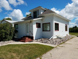 Photo for 512 1st Avenue SE, Baudette, MN 56623 - Listing #5631983 512 1st Avenue SE, Baudette, MN 56623