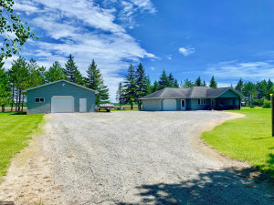 Photo for 1436 Woodland Loop NW, Baudette, MN 56623 - Listing #5633940 1436 Woodland Loop NW, Baudette, MN 56623