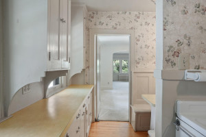 Photo for 1484 Summit Avenue, Saint Paul, MN 55105 - Listing #5651850 Tons of storage and countertop space in this upstairs unit. 1484 Summit Avenue, St. Paul, MN.
