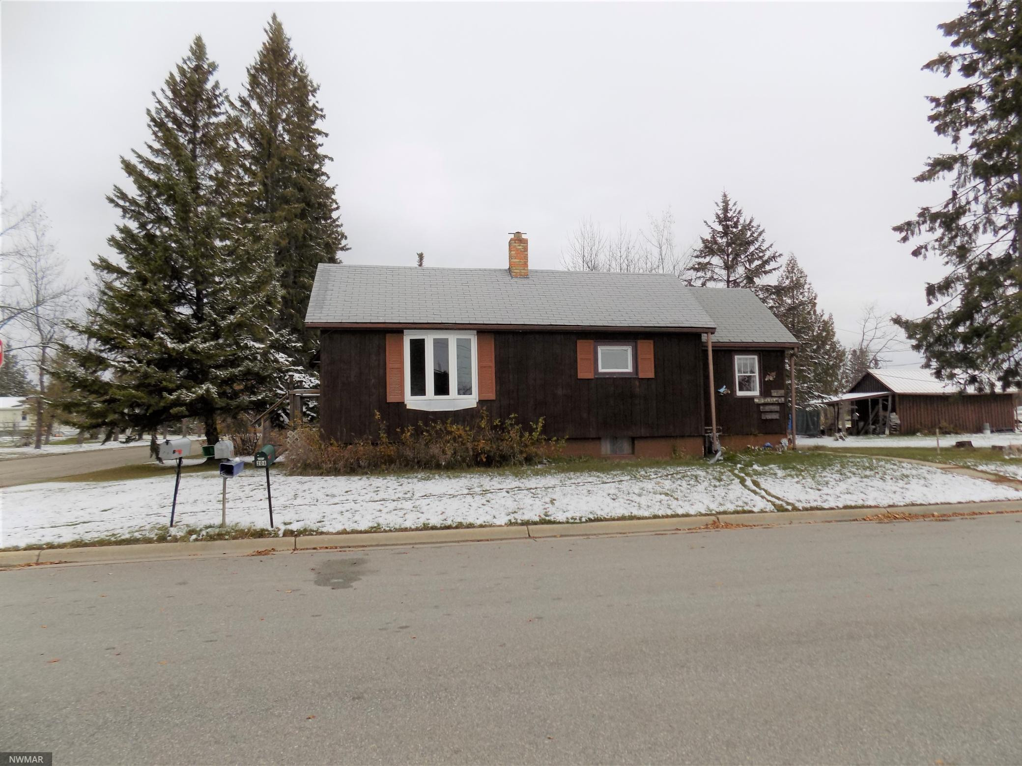 120 7th Avenue SE, Baudette, MN 56623 North Border Realty