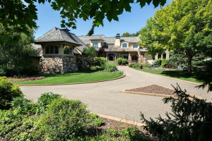 Photo for 2825 Little Orchard Way, Wayzata, MN 55391 - Listing #5685487 2825 Little Orchard Way, Wayzata, MN 55391