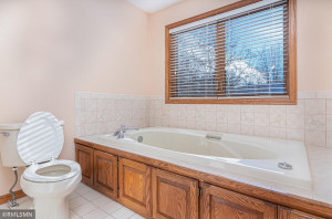 Photo for 17063 Hamilton Drive, Lakeville, MN 55044 - Listing #5698025 17063 Hamilton Drive, Lakeville, MN 55044