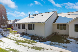 Photo for 3424 Eagan Oaks Court, Eagan, MN 55123 - Listing #5701438 Web-Friendly-3424-Eagan-Oaks-Court-Eagan-MN-32