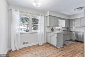 Photo for 649 21st Avenue N, South Saint Paul, MN 55075 - Listing #5702441 649 21st Avenue N, South Saint Paul, MN 55075
