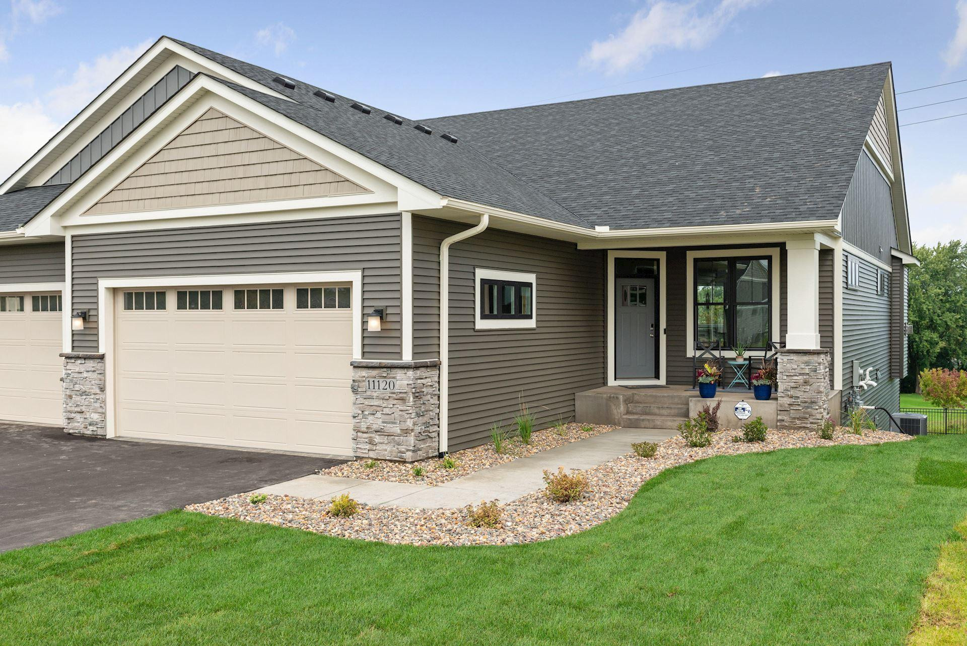 Photo for 11240 6th Street Circle N, Lake Elmo, MN 55042 - Listing #5694240 11240 6th Street Circle N, Lake Elmo, MN 55042