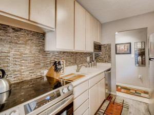 Photo for 400 Groveland Avenue, 1811, Minneapolis, MN 55403 - Listing #5645402 New stainless steel appliances and vinyl plank floor in 2020.