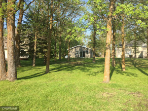 2267 Oak Harbor Dr NW, Baudette, MN 56623