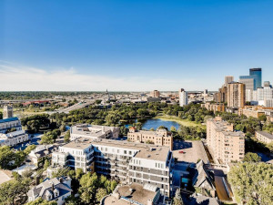 Photo for 400 Groveland Avenue, 1811, Minneapolis, MN 55403 - Listing #5645402 400 Groveland Avenue, 1811, Minneapolis, MN 55403