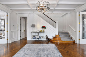 Photo for 1903 Mount Curve Avenue, Minneapolis, MN 55403 - Listing #5688095 1903 Mount Curve Avenue, Minneapolis, MN 55403
