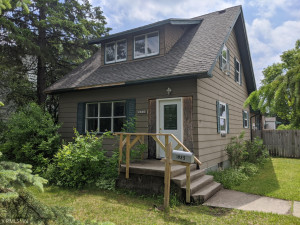 Photo for 1025 Riverside Drive, International Falls, MN 56649 - Listing #5713608 1025 Riverside Drive, International Falls, MN 56649