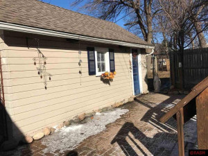 Photo for 508 N Broad Street, Mankato, MN 56001 - Listing #5714535 0927c08b6dee81f5526fca4de4683993l-m20xd-w1020_h770_q80 (1)