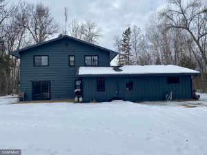 214 Oak Road, Warroad, MN 56763