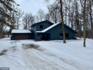 214 Oak Road, Warroad, MN 56763