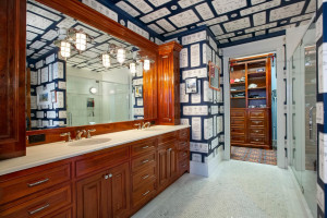 Photo for 2303 Huntington Point Road E, Wayzata, MN 55391 - Listing #5718694 2303 Huntington Point Road E, Wayzata, MN 55391