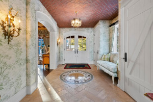 Photo for 2303 Huntington Point Road E, Wayzata, MN 55391 - Listing #5718694 2303 Huntington Point Road E, Wayzata, MN 55391