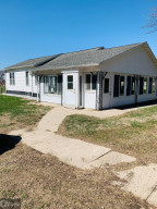 Photo for 113 1st Avenue W, Arthur, IA 51431 - Listing #5736219 113 1st Avenue W, Arthur, IA 51431