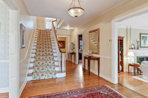 Photo for 6321 Interlachen Boulevard, Edina, MN 55436 - Listing #5733748 6321 Interlachen Boulevard, Edina, MN 55436