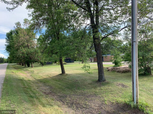 Photo for 410 3rd Avenue SE, Baudette, MN 56623 - Listing #5746466 410 3rd Avenue SE, Baudette, MN 56623