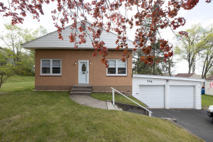 Photo for 134 Burnside Avenue S, Red Wing, MN 55066 - Listing #5752108 134 Burnside Avenue S, Red Wing, MN 55066