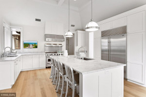 Photo for 680 Brown Road S, Wayzata, MN 55391 - Listing #5218821 680 Brown Road S, Wayzata, MN 55391