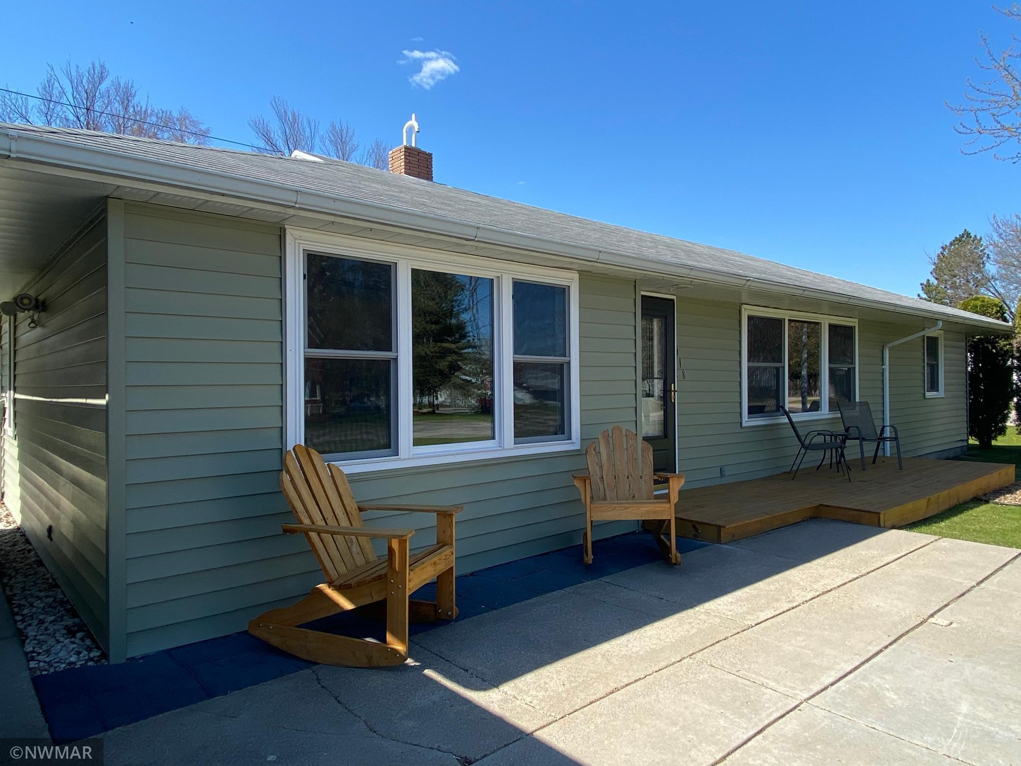 318 1st Street NW, Bagley, MN 56621 (MLS 5756812) CENTURY 21