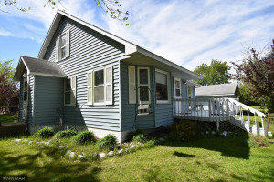 407 Mackenzie Street NE, Warroad, MN 56763