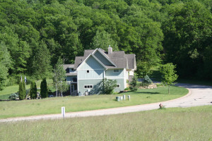 2713 Oakhurst Drive, Lake City, MN 55041