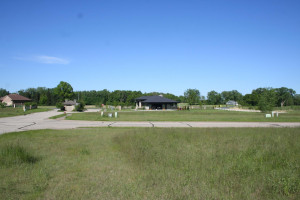2713 Oakhurst Drive, Lake City, MN 55041