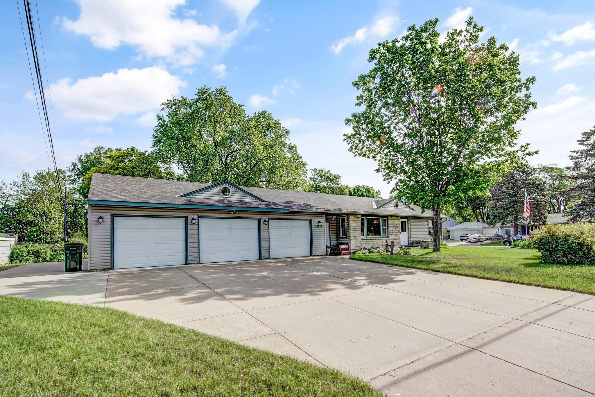 Photo for 5601 Aldrich Avenue N, Brooklyn Center, MN 55430 - Listing #5756428 5601 Aldrich Avenue N, Brooklyn Center, MN 55430