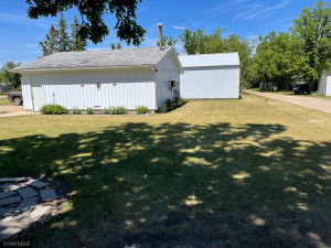 704 S Main St., Badger, MN 56714