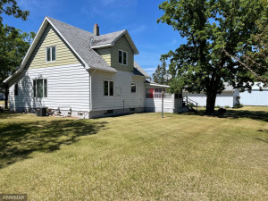 704 S Main St., Badger, MN 56714