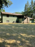 409 Roberts Avenue NE, Warroad, MN 56763