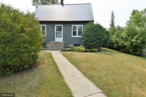 Photo for 416 E Ross Avenue, Warren, MN 56762 - Listing #6027994 416 E Ross Avenue, Warren, MN 56762