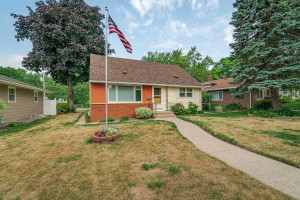 Photo for 1141 Smith Avenue S, West Saint Paul, MN 55118 - Listing #6029485 1141 Smith Avenue S, West Saint Paul, MN 55118