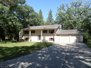 Photo for 1006 Oakland Park Road, Thief River Falls, MN 56701 - Listing #6074052 1006 Oakland Park Road, Thief River Falls, MN 56701